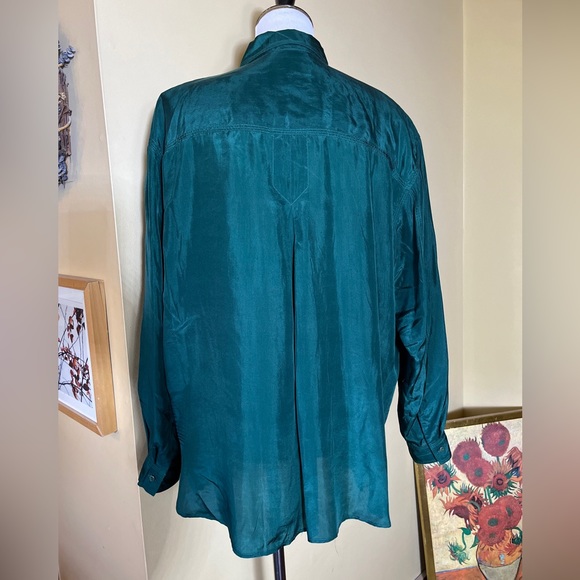 Vtg NEW CONCEPTS Size Large 100% Silk Emerald Green Button Down LongSleeve - Picture 6 of 10